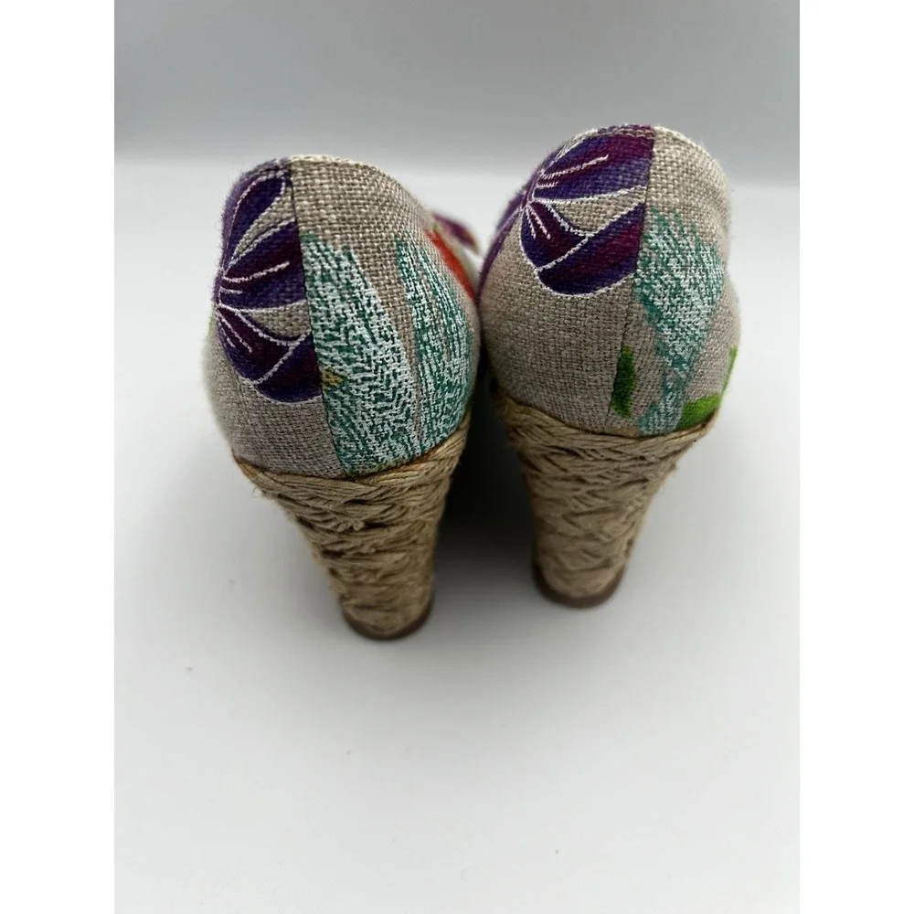 Stuart Weitzman floral wedge canvas peep toe espadrilles women's size 6.5